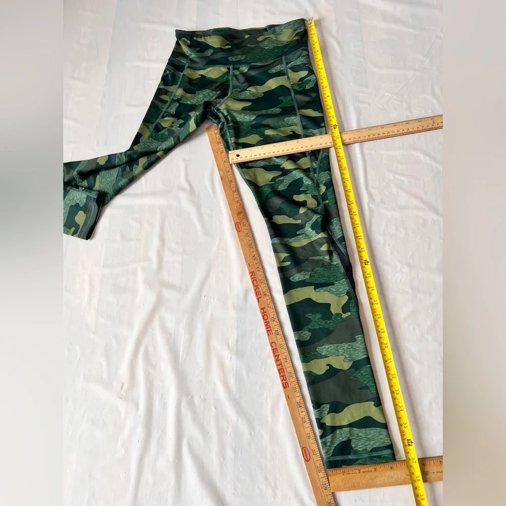 Old Navy green camo full length leggings Mesh calves girls Youth 18 XXL 27-32